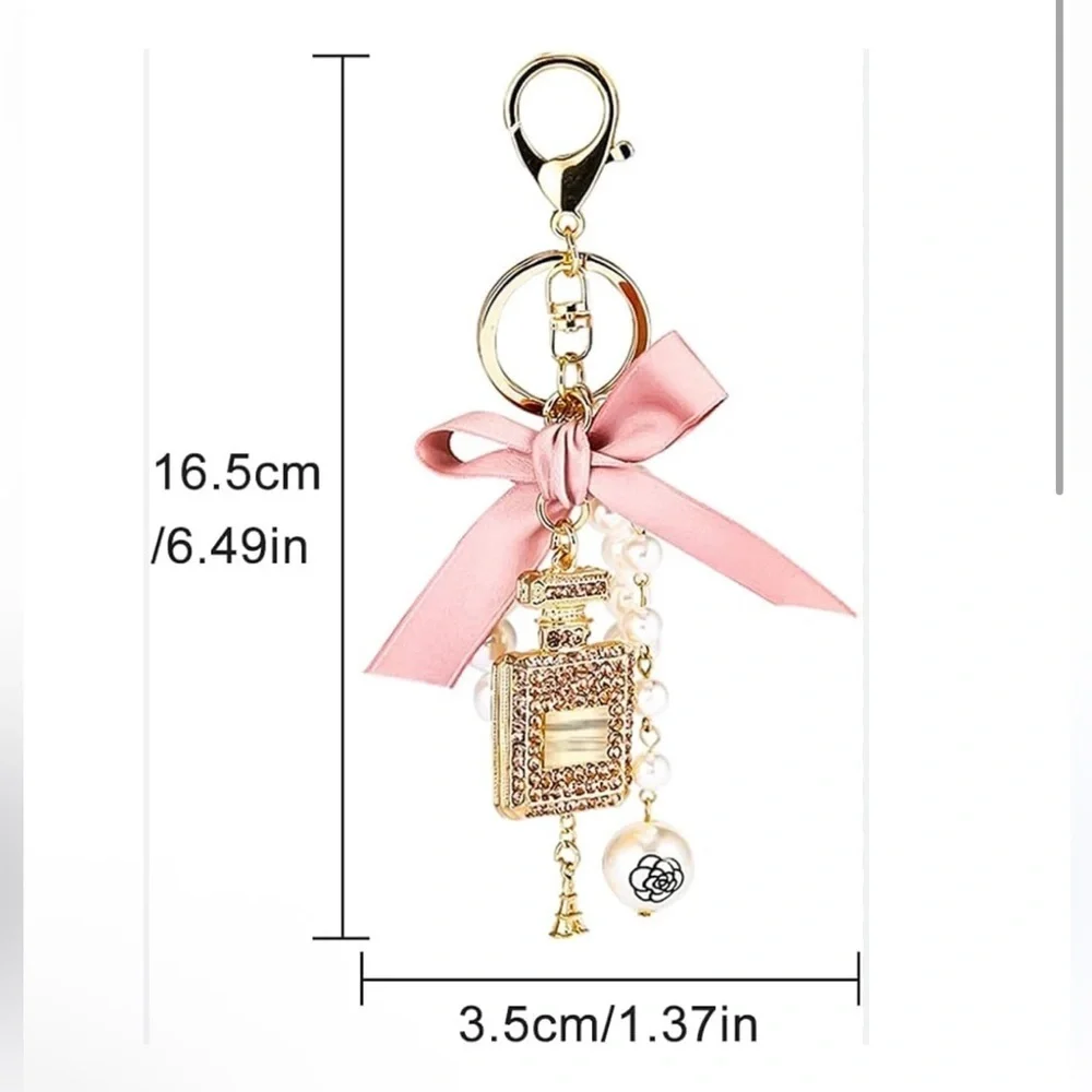 NWT Elegant Pink and Gold Keychain with Pearl Accents